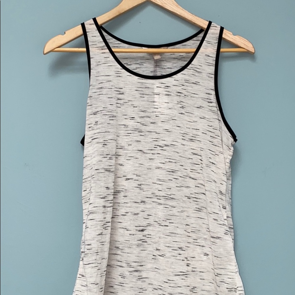 BRAND NEW - Banana Republic Top